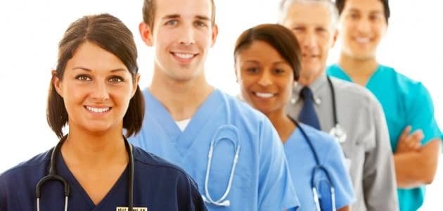 COVID-19 يعود للواجهة مع تحذيرات صحية جديدة